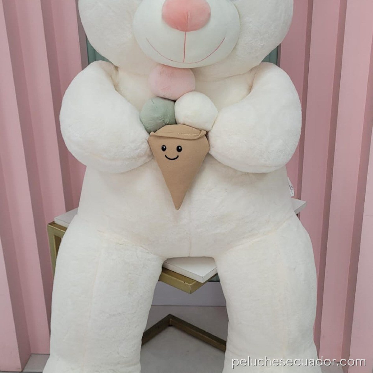 PELUCHE OSO HELADO 140CM 