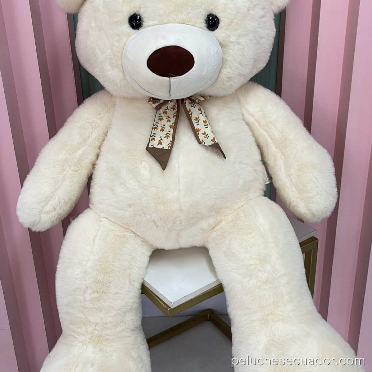 PELUCHE  OSO BLANCO CON LAZO  140CM 