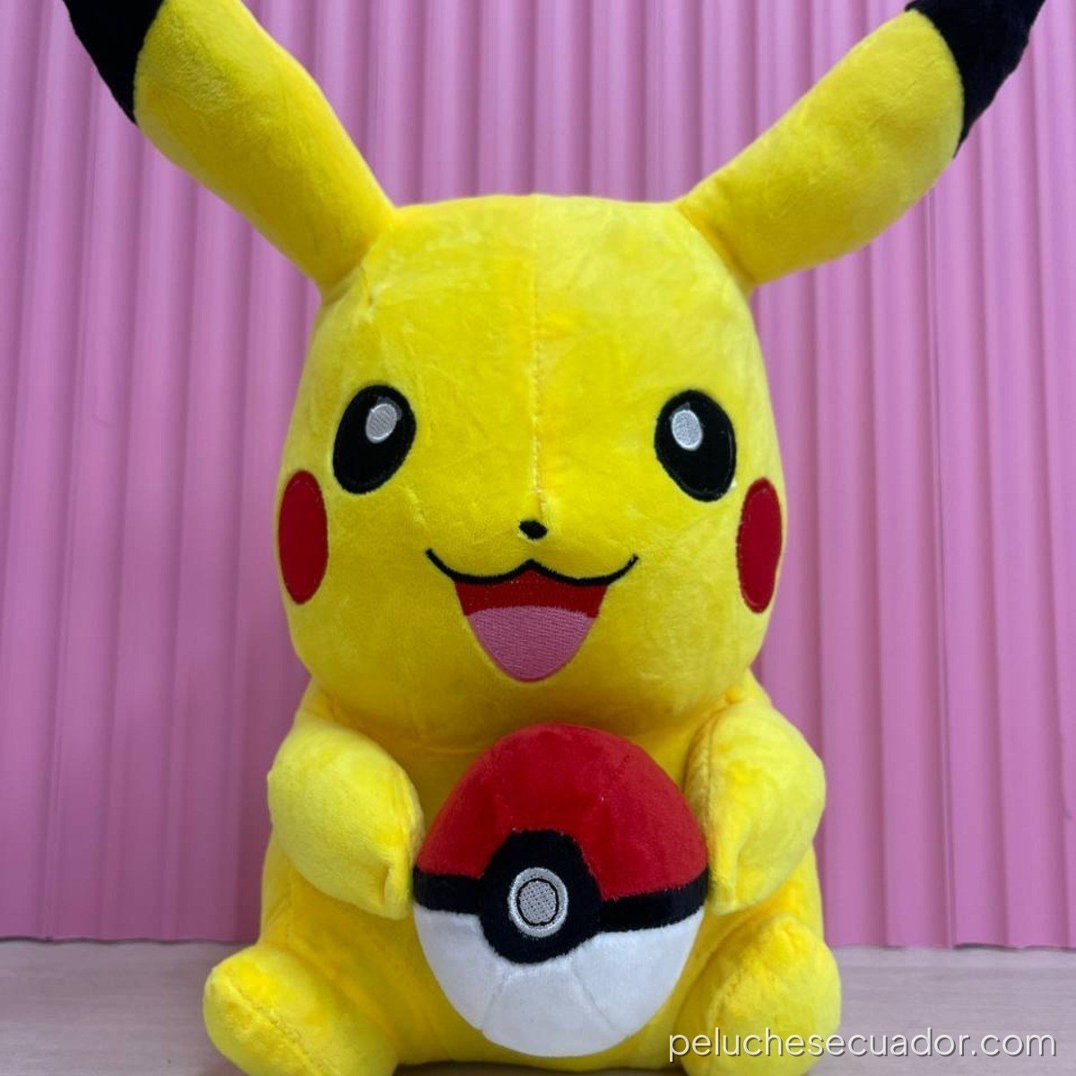 PELUCHE PIKACHU